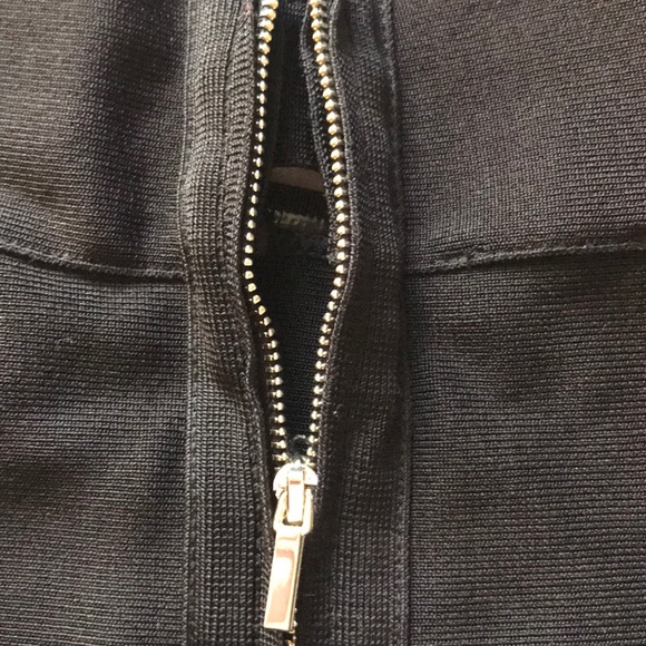 *SOLD* Bebe cut out off shoulder dress - Picture 8 of 9